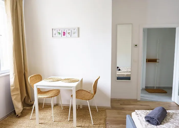 Apartment Südtiroler Platz Wien